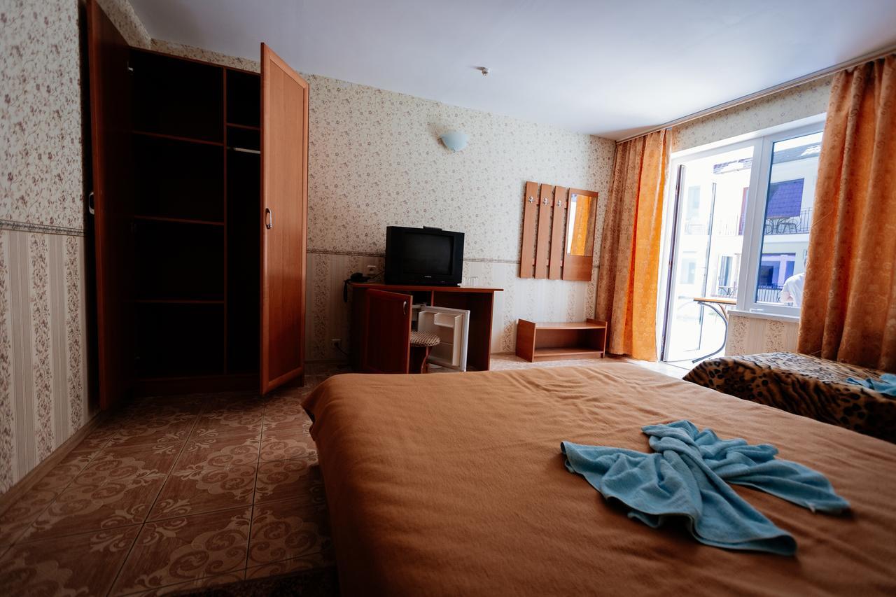 Solnechnaya Hotel Zatoka Exterior photo